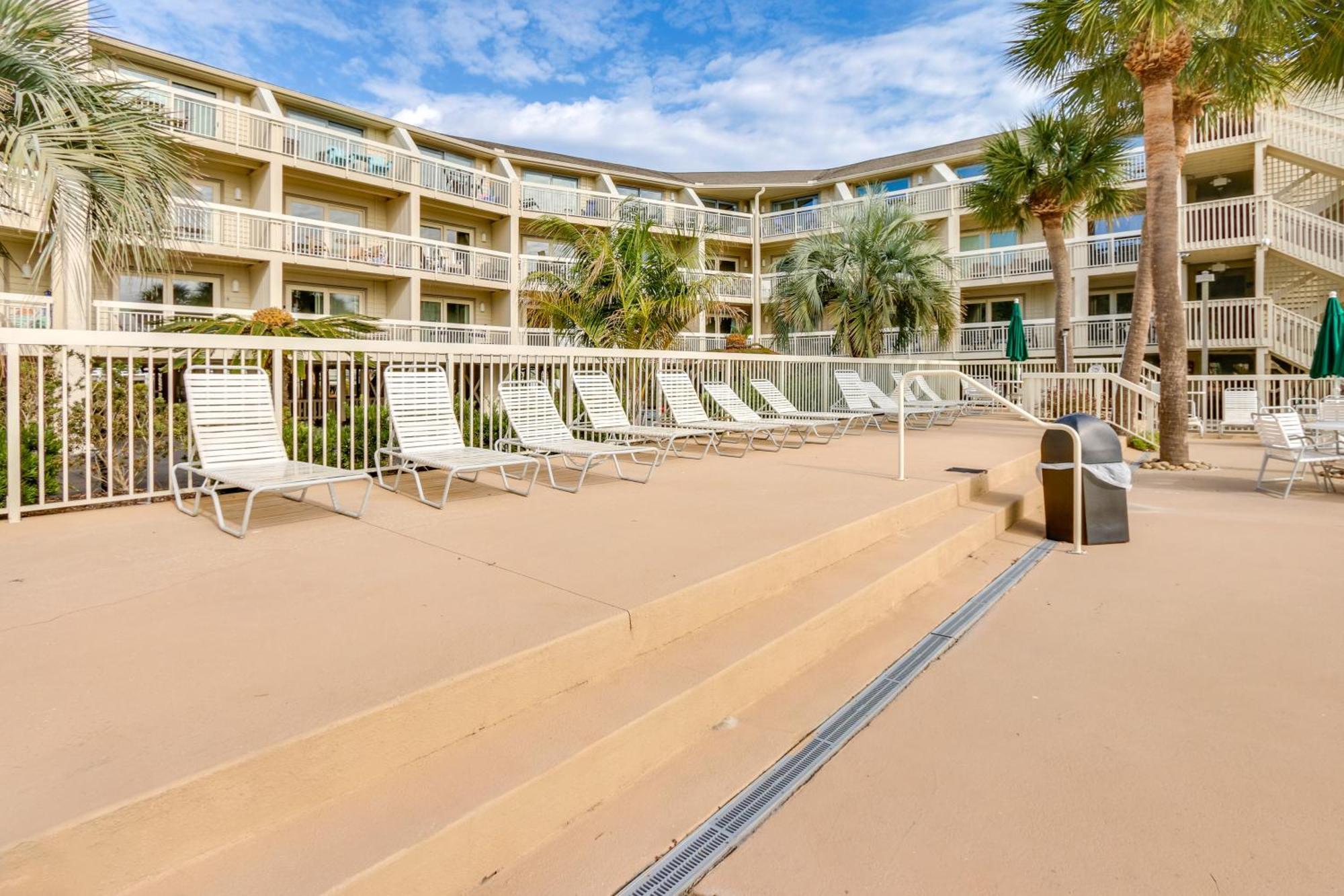 Villa Breakers Oceanfront Getaway With Amazing View And Pool à Île de Hilton-Head Extérieur photo